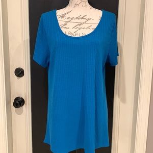 EUC LuLaRoe Ribbed Classic T